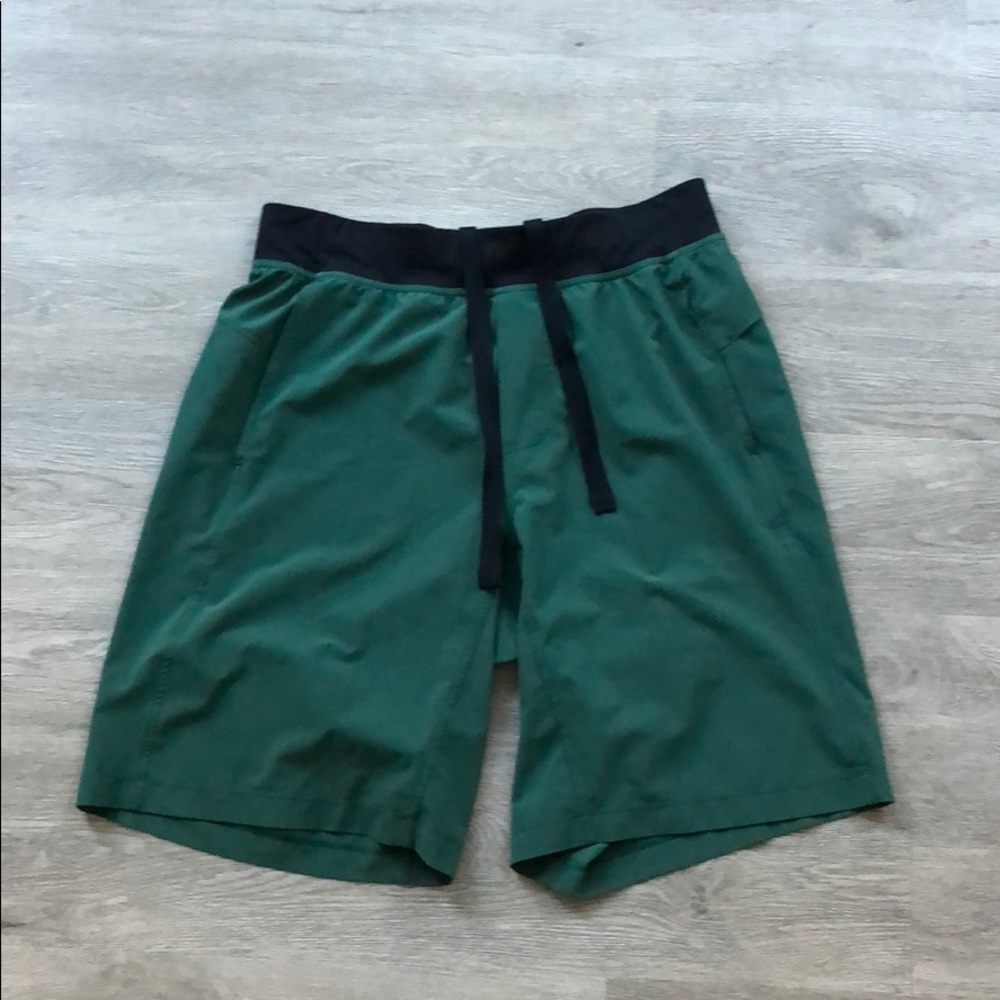 Men’s Lululemon shorts